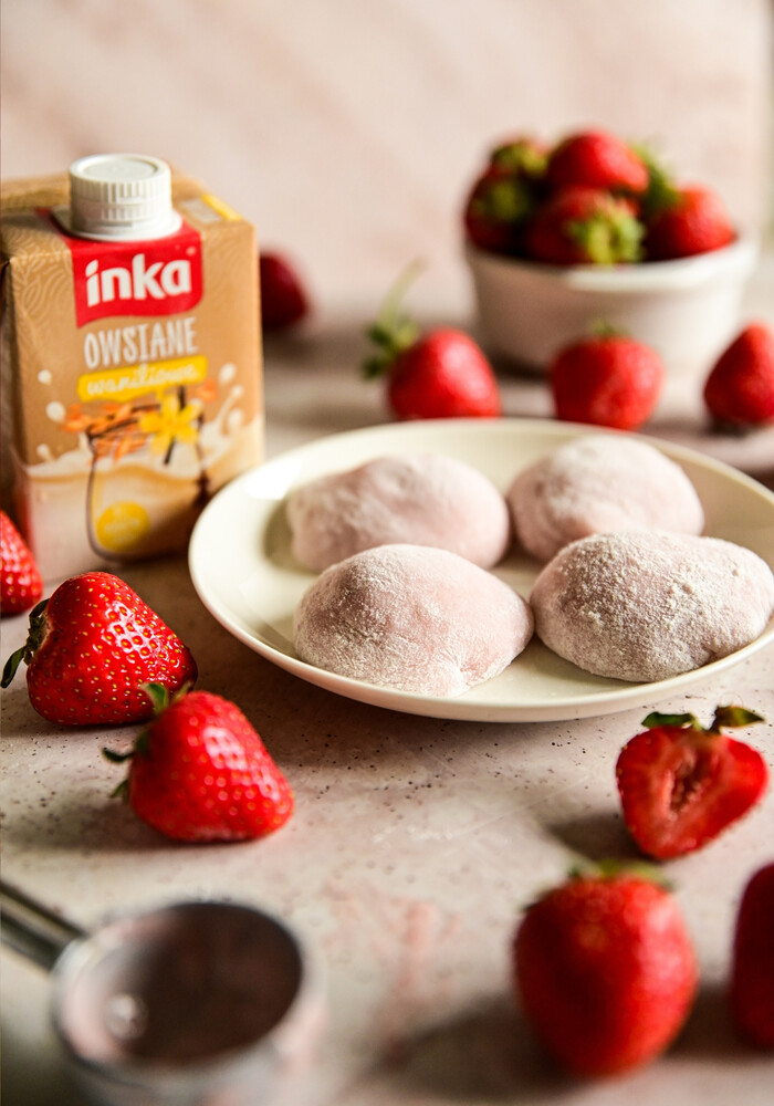 Truskawkowe lodowe mochi